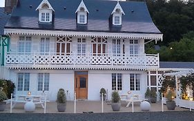 White House, Maison D'Hotes